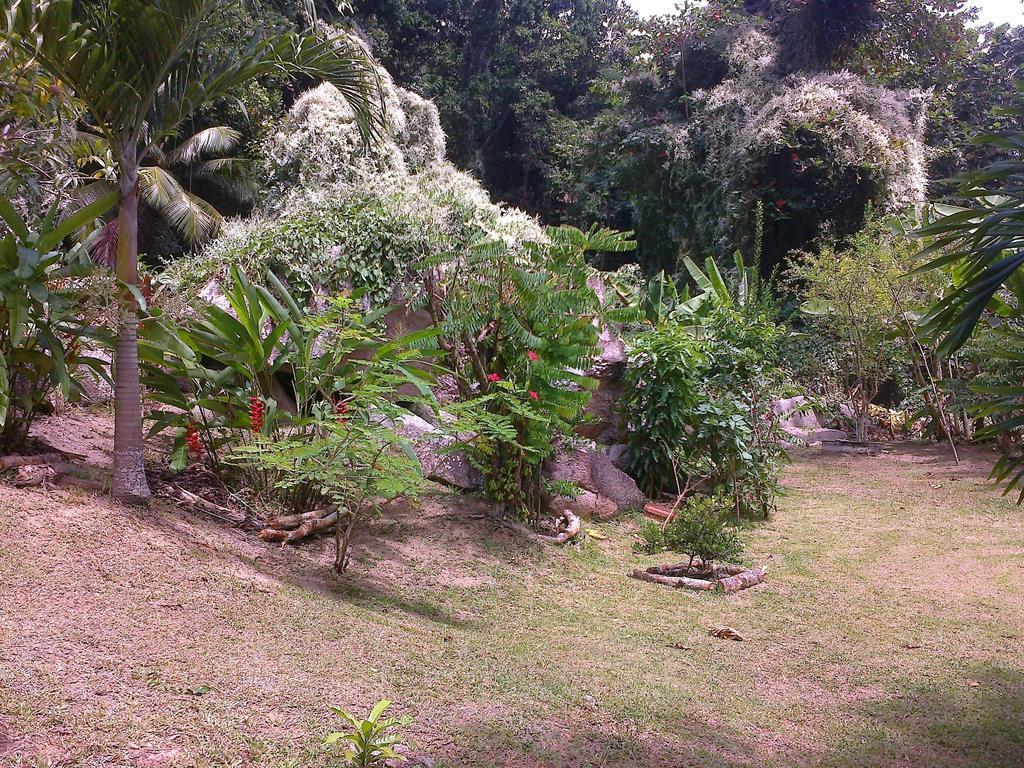 Liane De Mai Bed and Breakfast La Digue Exterior foto